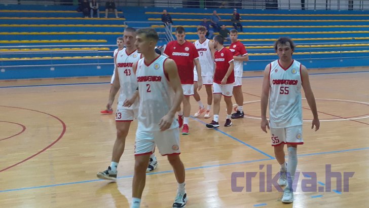 Tin Čondrić (43), Beppe Tomas (2) i Clarence Evans (55)