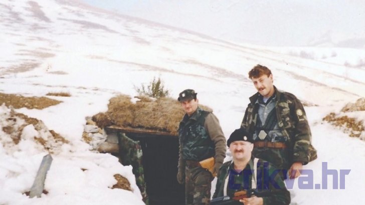 Baške Oštarije, veljača 1992.: Igor Kleković, Darko Tus i Boris Gržac