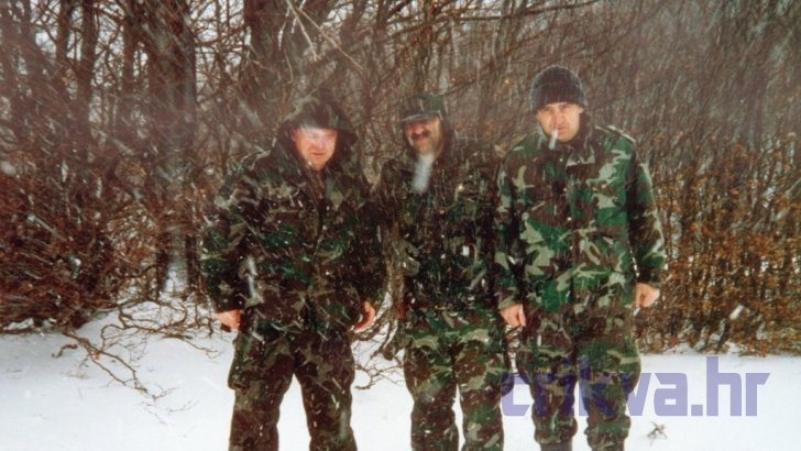 Baške Oštarije, siječanj 1992.: Drago Marušić, Zvonko Vicić i Pavo Kalfić
