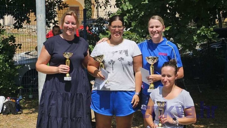 Najbolje stolnotenisačice na turniru "Plaža 2023.": Vesna Car Samsa, Mia Radaković, Ivana Knežević Šambić i Mirta Zekanović