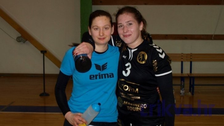 Sara Mandekić i Antonija Butković