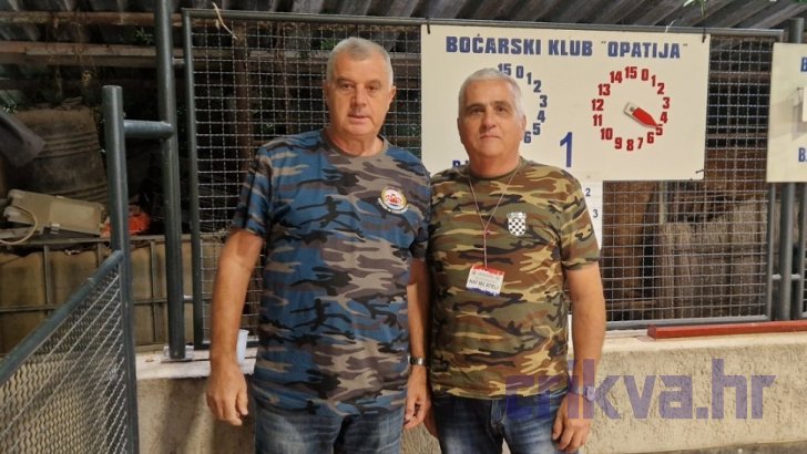 Boćari Branko Plukavec i Robert Car